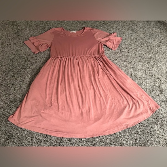 FSL APPAREL Size 2X Pink Flowy Knit Fit And Flare Dress Ruffle Sleeve Pockets - Picture 2 of 9